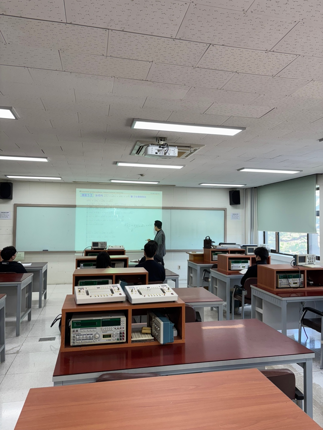 반도체디지털기초 (안성)